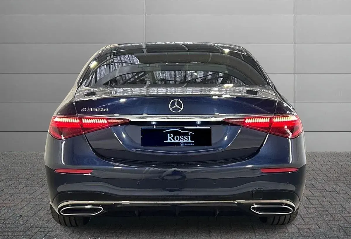 Usata Mercedes S350 Premium 313 CV (230 kW) 2025 Blu metallizzato Berlina