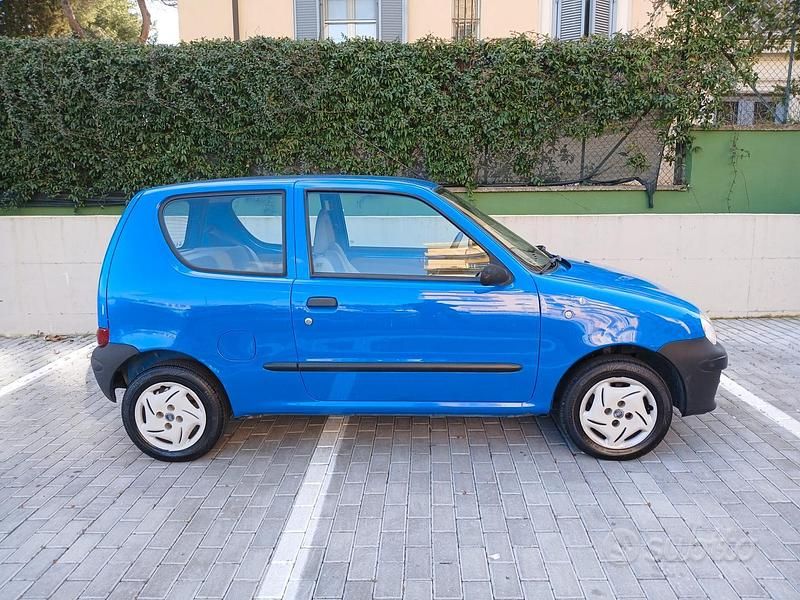 Usata Fiat Seicento 54 CV (39 kW) 2005 Blu Utilitaria