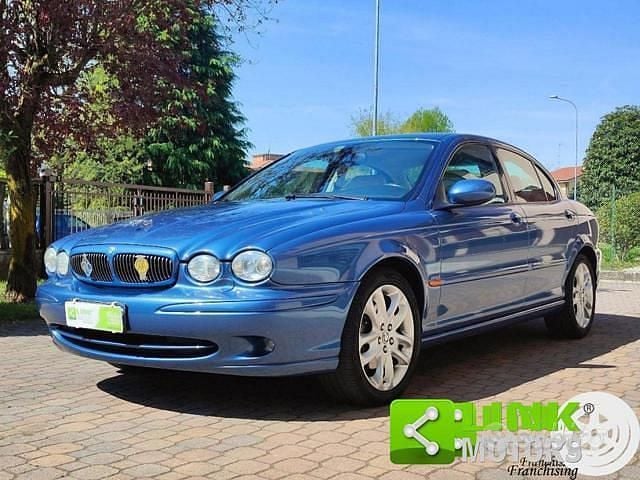 Usata Jaguar X-type 231 CV (169 kW) 2001 Blu Berlina