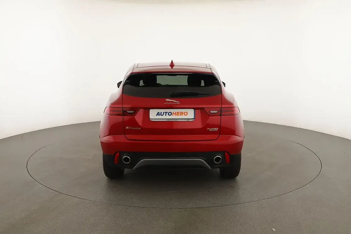 Usata Jaguar E-Pace 200 CV (147 kW) 2019 Rosso SUV