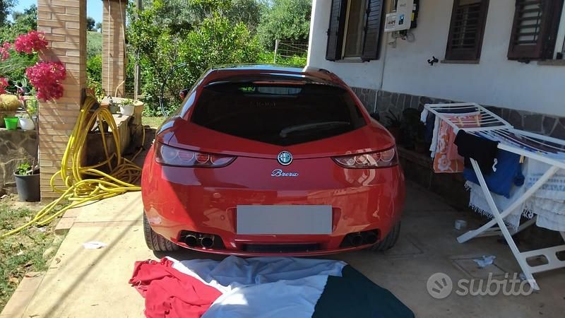 Usado Alfa Romeo Brera 260 CV (191 kW) 2008 Rojo Coupe