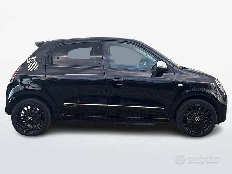 Usata Renault Twingo Urban 60 kW (82 CV) 2022 Nero etoile Utilitaria