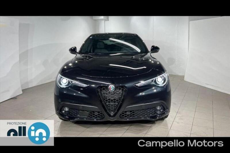 Usato 2022 Alfa Romeo Stelvio 2.1 Diesel 209 CV (49.800 €)