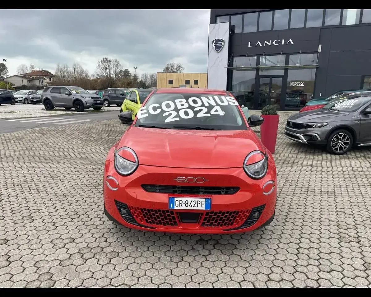 Usata Fiat 600 La Prima 114 kW (156 CV) 2023 Blu SUV