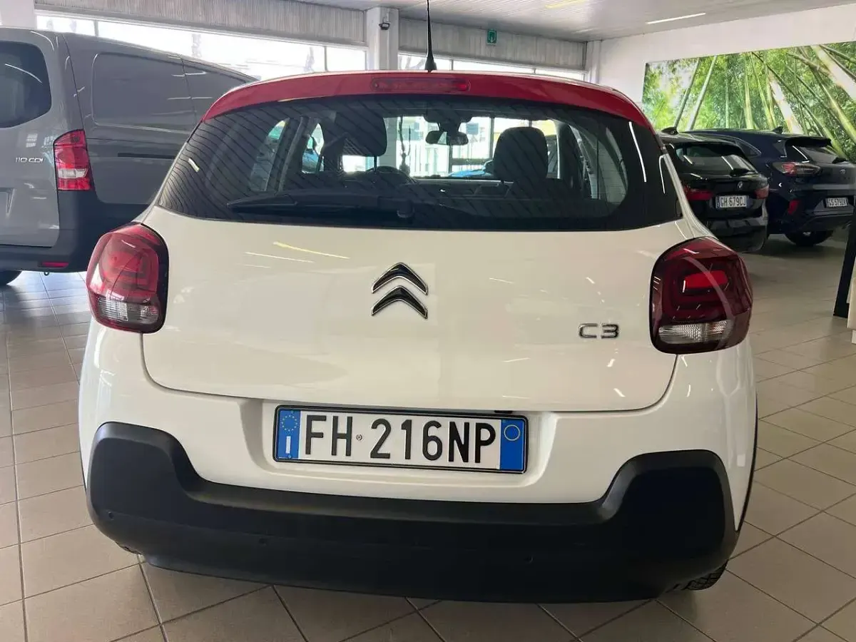 Usata Citroën C3 Shine 82 CV (60 kW) 2017 Bianco Berlina
