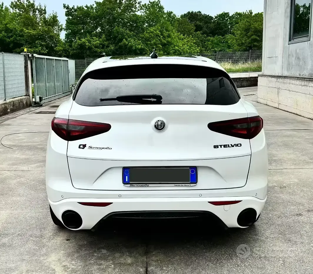 Usata Alfa Romeo Stelvio Veloce 280 CV (205 kW) 2021 Bianco SUV