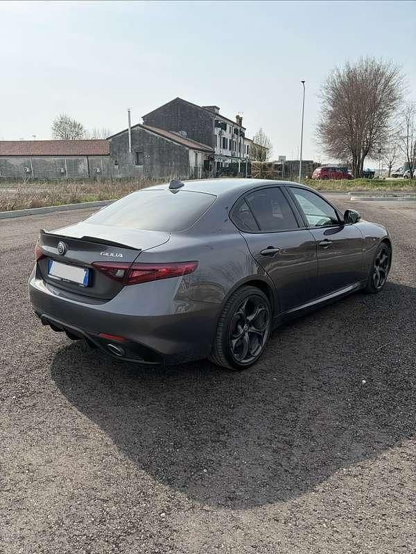 Usata Alfa Romeo Giulia Ti 211 CV (155 kW) 2019 Berlina