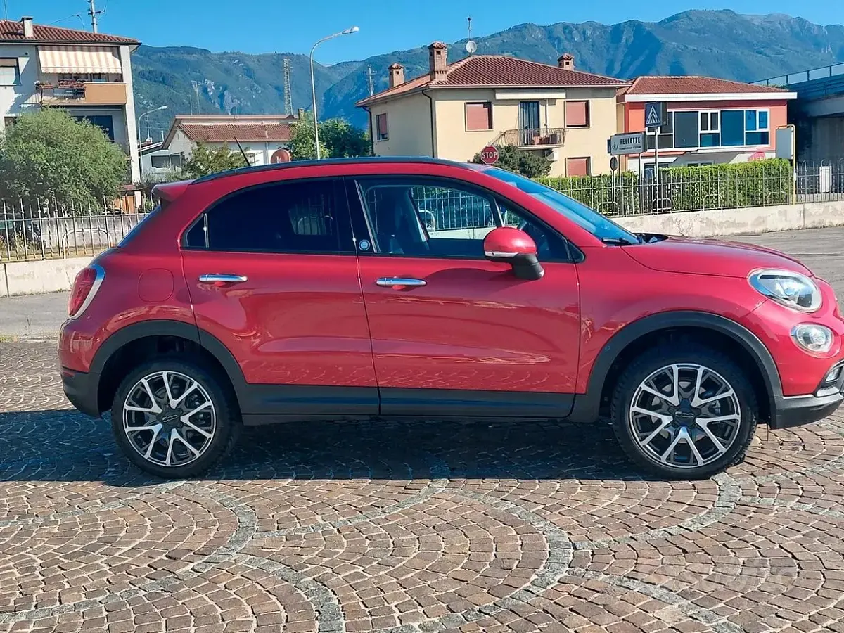 Usata Fiat 500X Cross Plus 140 CV (102 kW) 2015 Rosso SUV
