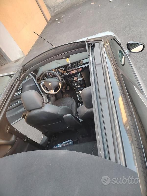 Usata DS Automobiles DS3 Sport Chic 82 CV (60 kW) 2014 Grigio Cabrio