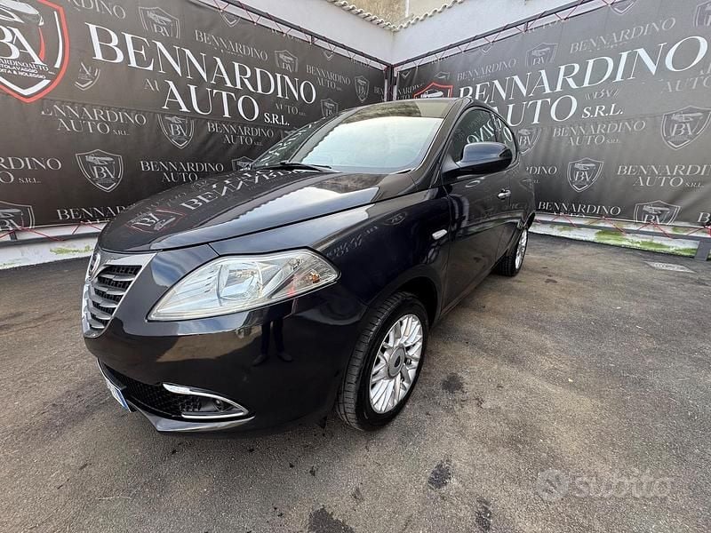 Usata Lancia Ypsilon Gold 85 CV (62 kW) 2013 Utilitaria