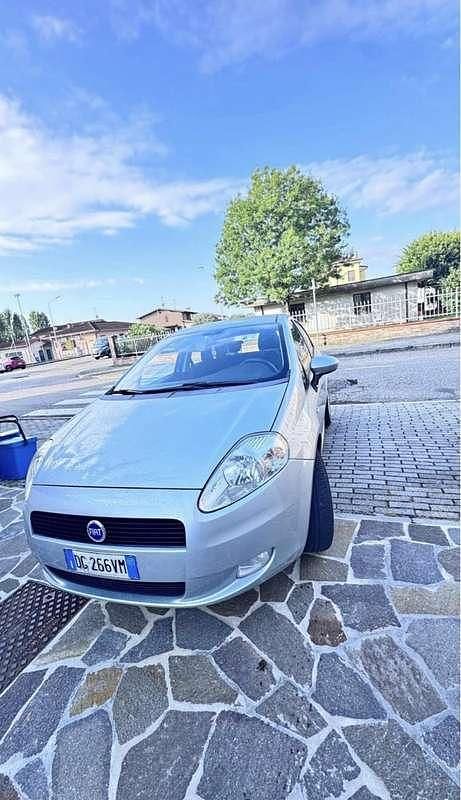 Usata Fiat Grande Punto Dynamic 65 CV (47 kW) 2007 Utilitaria