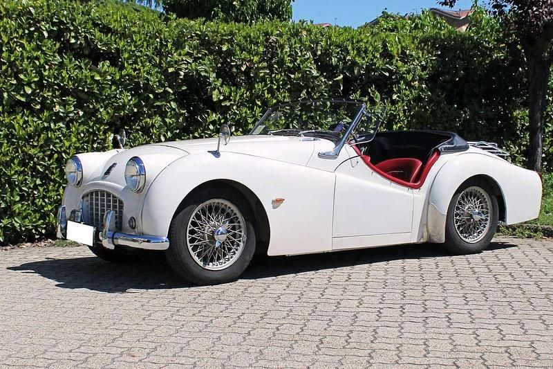 Bianco Usata 1957 Triumph TR3 Cabrio | 32.900 € - Immagine 1/4