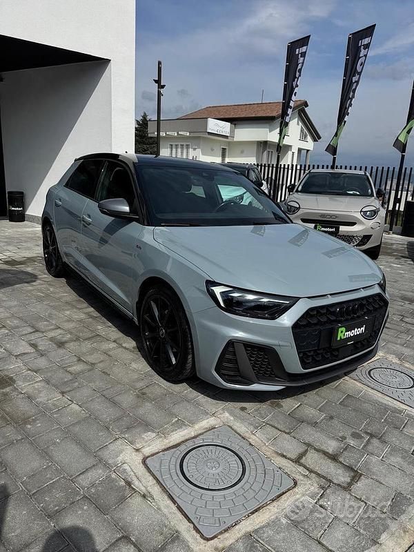 Usata Audi A1 110 CV (80 kW) 2023 Grigio SUV