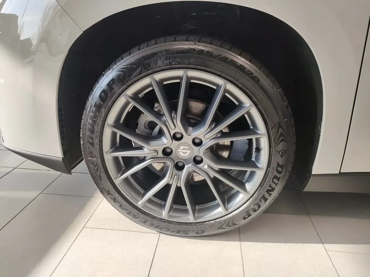 Nuova Leapmotor C10 109 CV (80 kW) 2025 SUV