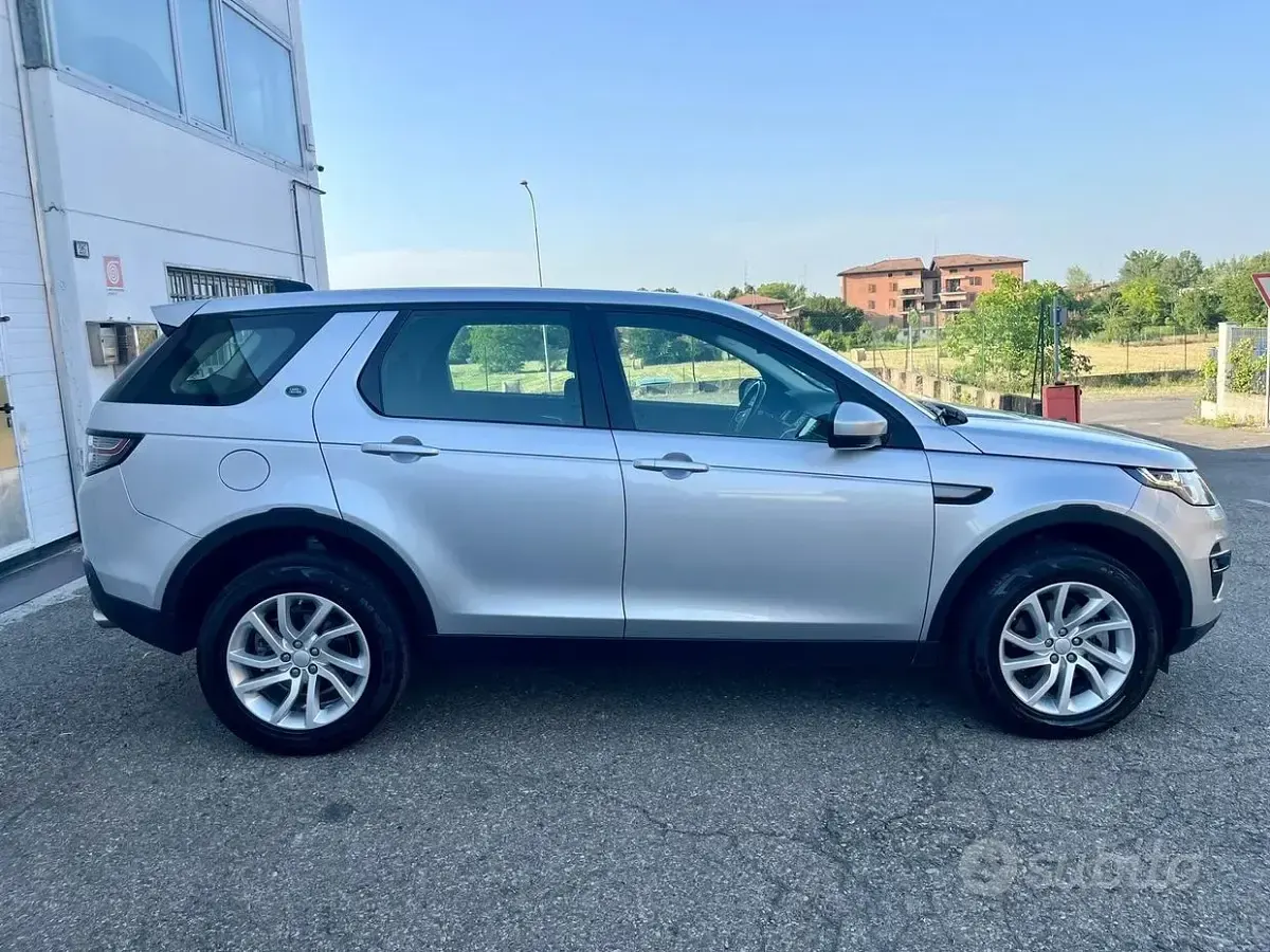 Usata Land Rover Discovery Sport 150 CV (110 kW) 2019 Grigio SUV