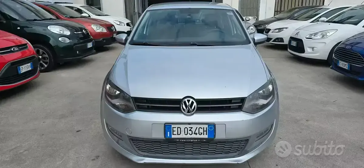 Usata VW Polo Highline 90 CV (66 kW) 2010 Grigio Utilitaria