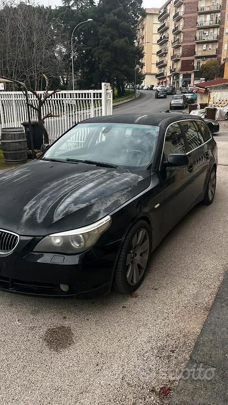 Usata BMW 530 M Sport 231 CV (169 kW) 2006 Station wagon