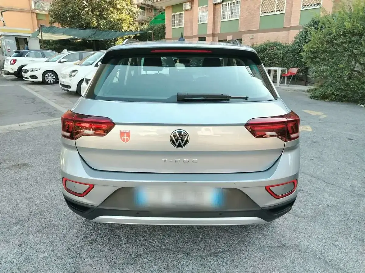 Usata VW T-Roc Style 110 CV (80 kW) 2024 Grigio SUV