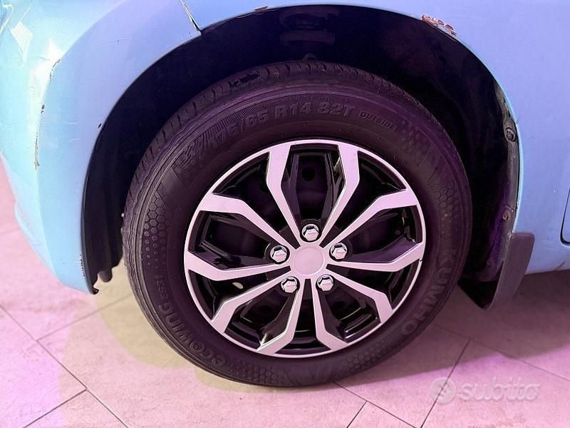 Usata Daihatsu Sirion 87 CV (63 kW) 2007 Blu Utilitaria