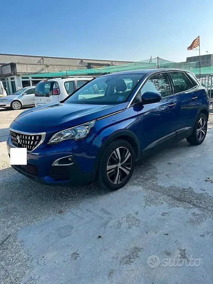 Usata Peugeot 3008 Allure 131 CV (96 kW) 2019 Blu SUV