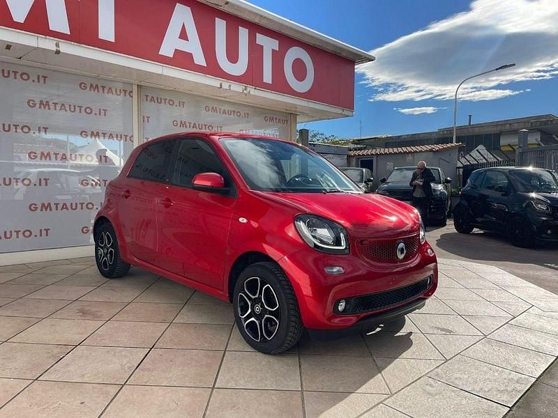 Usata Smart ForFour Prime 90 CV (66 kW) 2019 Rosso Utilitaria