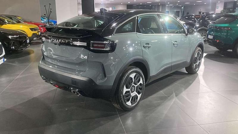 Ny Citroën C4 PureTech 131 HK (96 kW) 2025 Grøn Sedan
