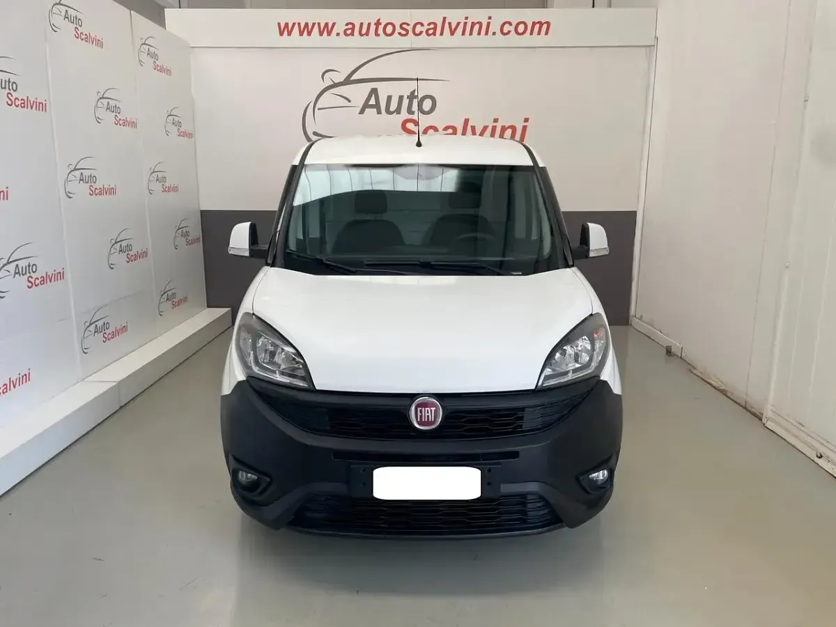 Usata Fiat Doblò 95 CV (69 kW) 2019 Bianco Monovolume