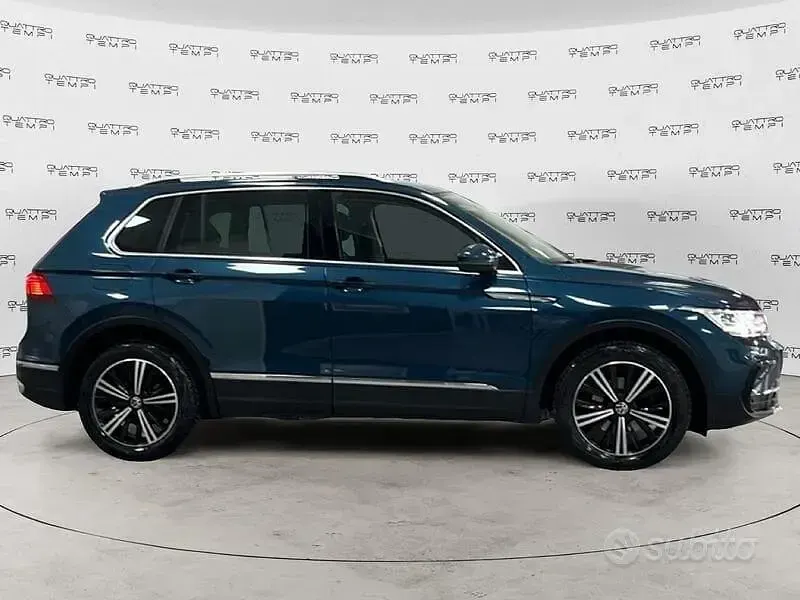 Usata VW Tiguan Elegance 150 CV (110 kW) 2020 Blu SUV