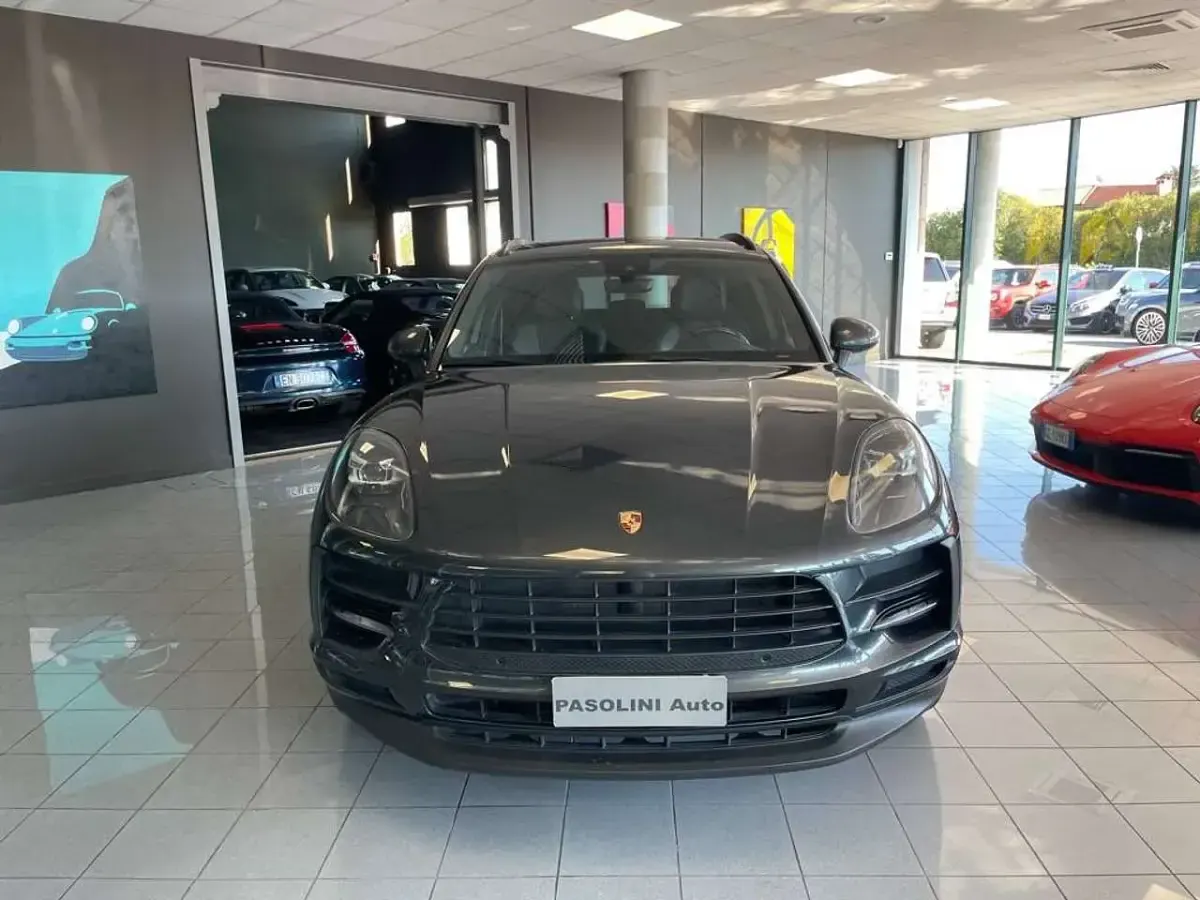 Usata Porsche Macan Sport 245 CV (180 kW) 2019 Grigio SUV