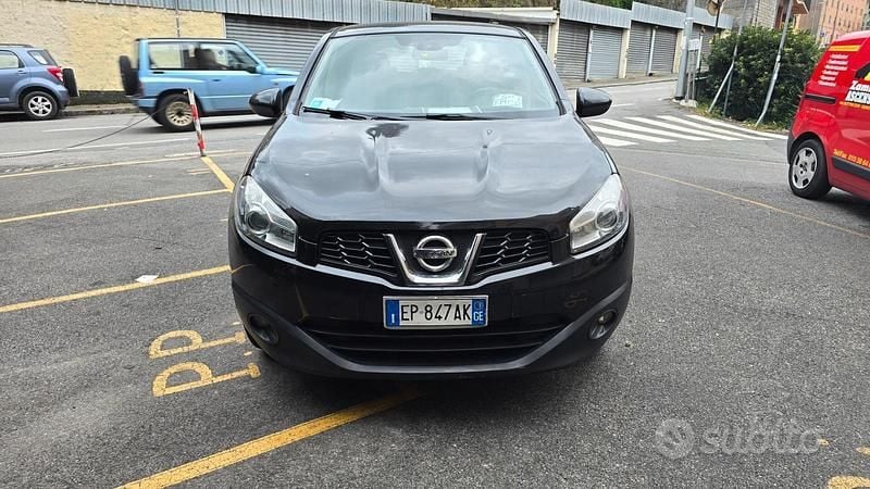 Nero Usata 2013 Nissan Qashqai Tekna SUV | 6200 € (Super prezzo) - Immagine 1/4