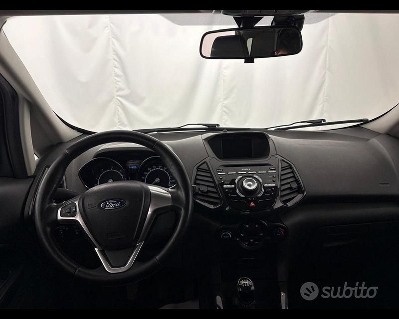 Usado Ford Ecosport Titanium 95 HP (69 kW) 2016 Cinzento SUV