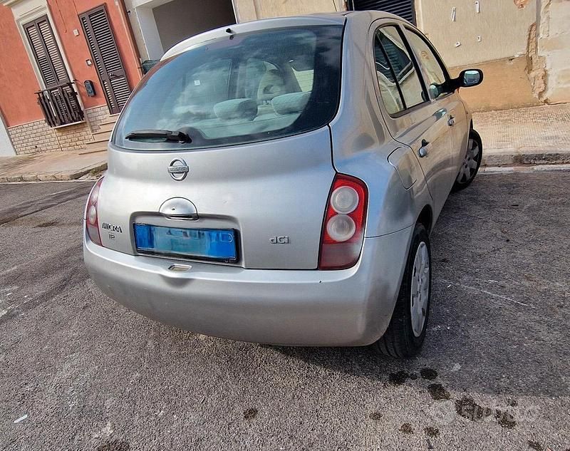 Usata Nissan Micra 82 CV (60 kW) 2004 Grigio Utilitaria
