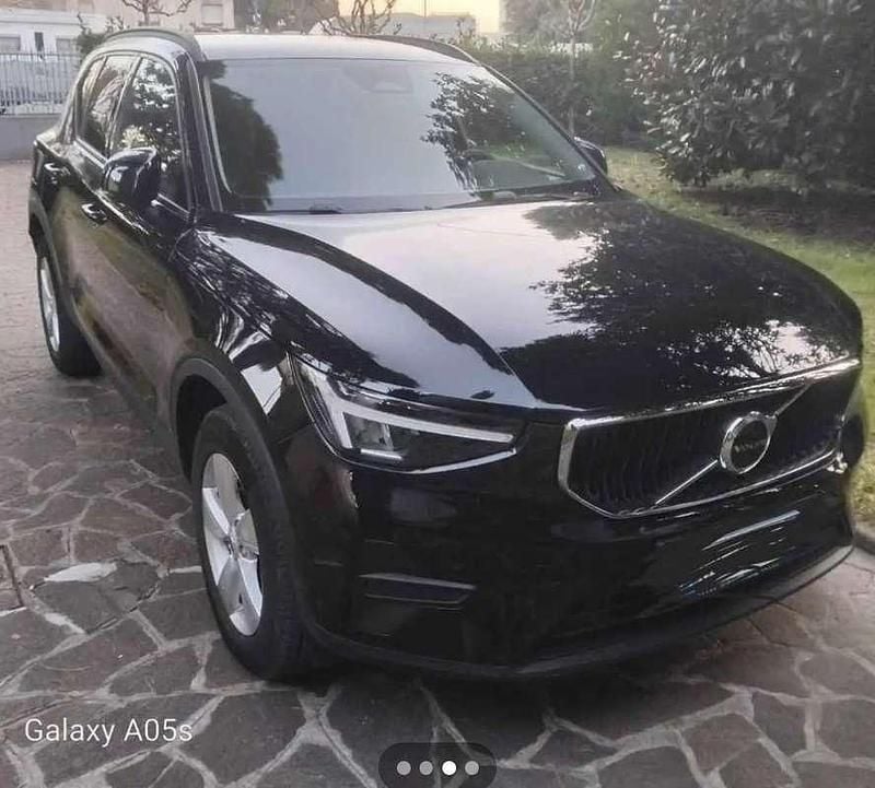 Usata 2024 Volvo XC40 Plus SUV | 28.500 € (Super prezzo) - Immagine 1/4