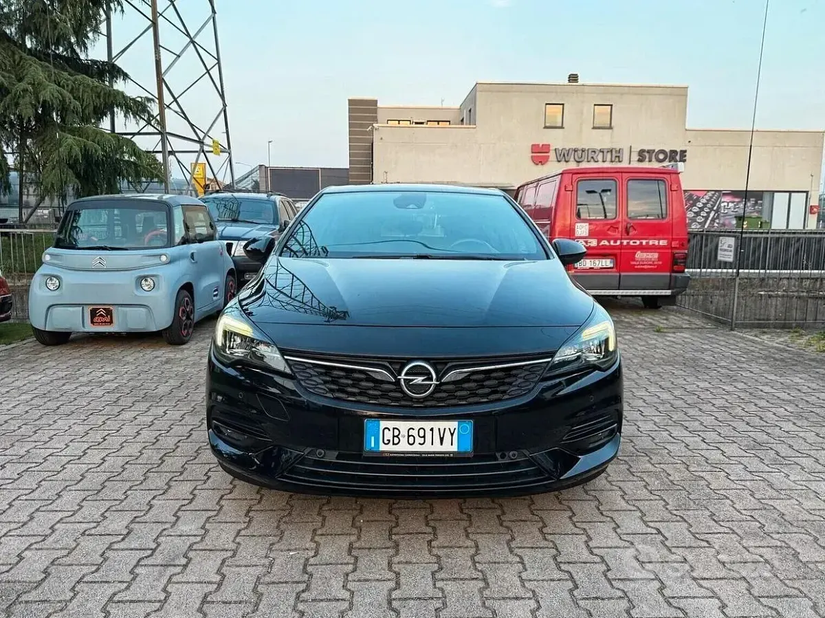 Usata Opel Astra GS Line 131 CV (96 kW) 2020 Nero Berlina
