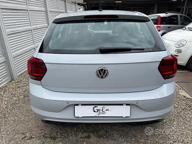 Usado VW Polo Comfortline 80 CV (58 kW) 2019 Blanco Utilitario