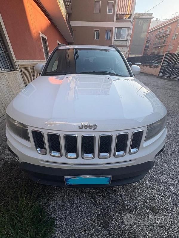 Bianco Usata 2014 Jeep Compass North SUV | 7900 € (Buon prezzo) - Immagine 1/4