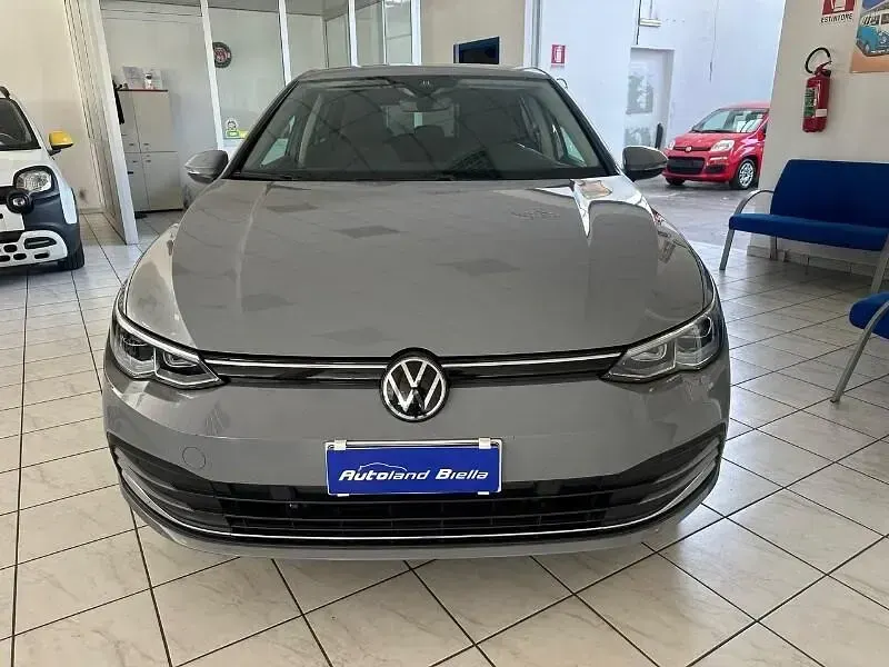 Usata VW Golf VIII 149 CV (109 kW) 2020 Grigio Berlina
