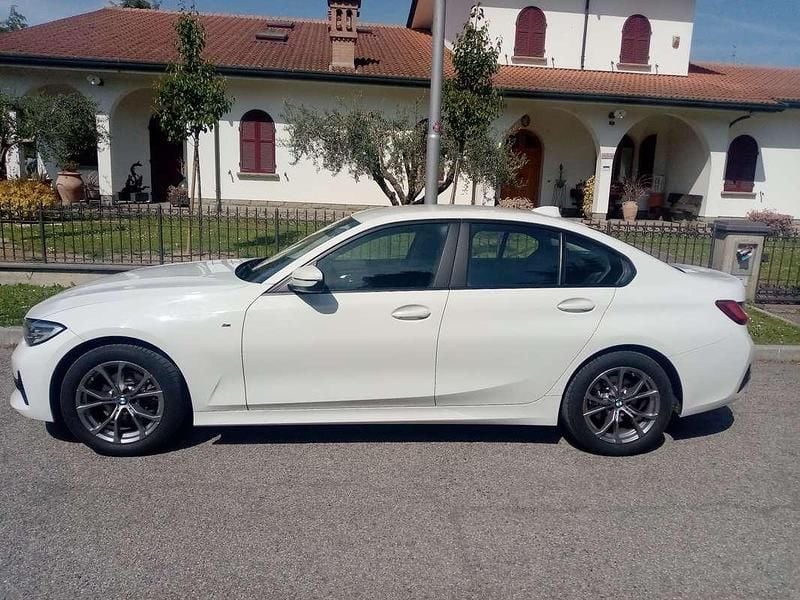Usata 2021 BMW 316 Berlina | 21.500 € - Immagine 1/4
