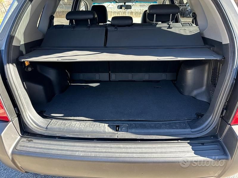 Occasion Hyundai Tucson Active 140 ch (102 kW) 2006 Gris SUV