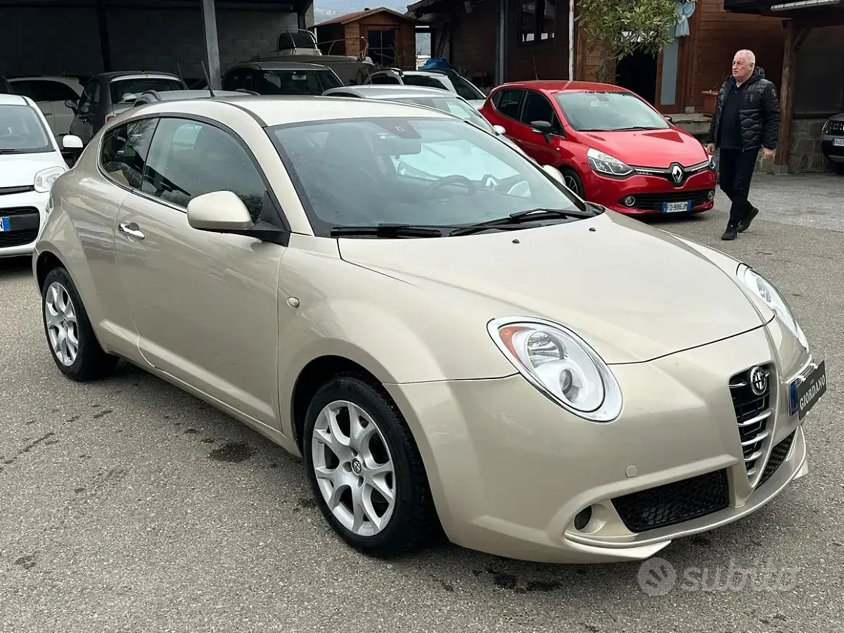 Usata Alfa Romeo MiTo Distinctive 120 CV (88 kW) 2008 Marrone Utilitaria
