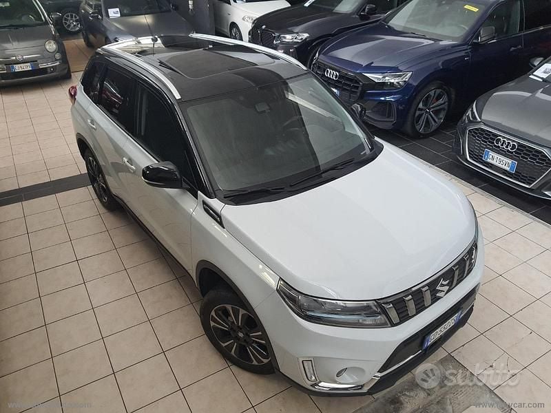 Usata Suzuki Vitara 129 CV (94 kW) 2021 Bianco SUV