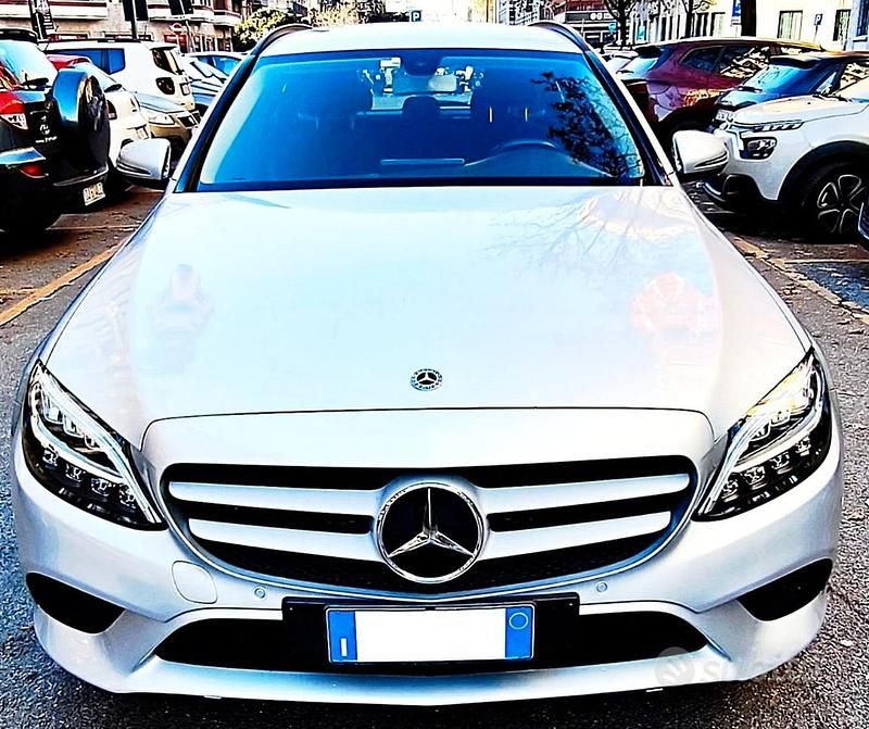 Grigio Usata 2019 Mercedes C220 Station wagon | 21.900 € (Buon prezzo) - Immagine 1/4