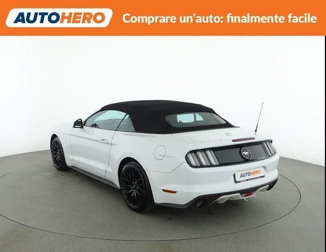 Usata Ford Mustang Convertible 317 CV (233 kW) 2018 Bianco Cabrio
