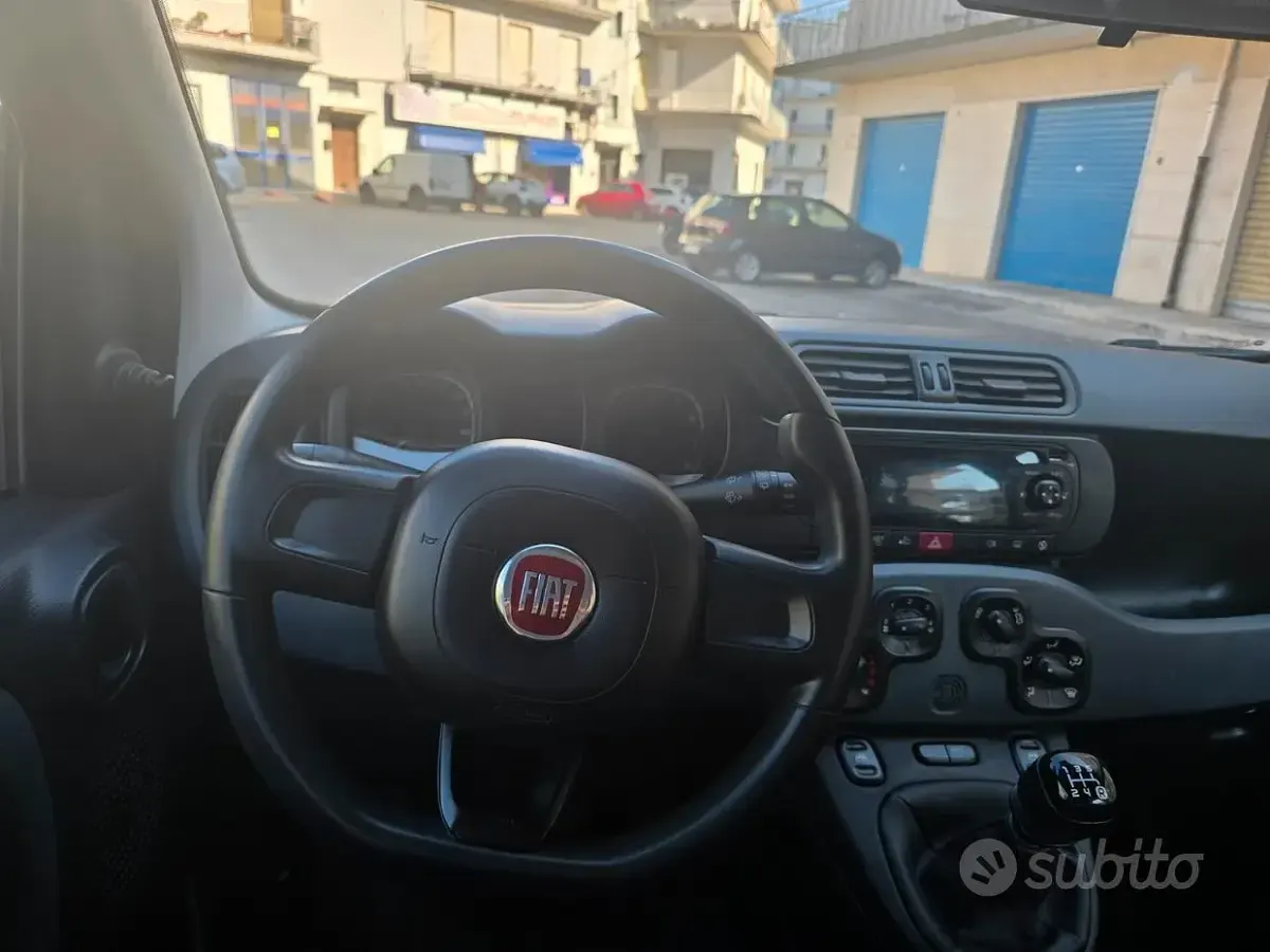 Usata Fiat Panda 69 CV (50 kW) 2019 Grigio Utilitaria