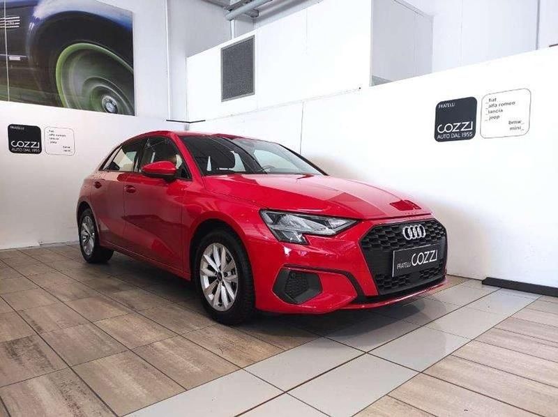 Rosso Usata 2021 Audi A3 Business Tre volumi | 24.800 € (Buon prezzo) - Immagine 1/4