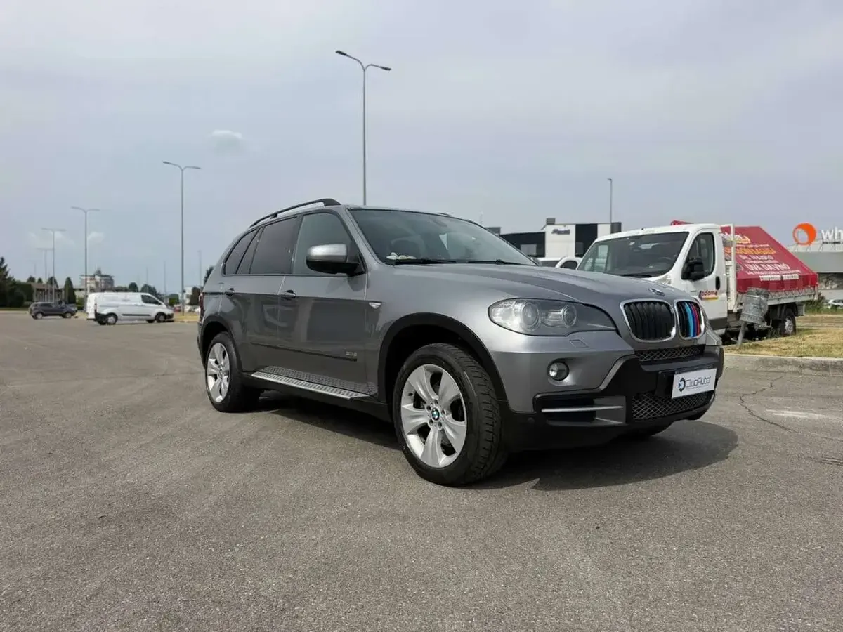 Usata BMW X5 Comfort Edition 235 CV (172 kW) 2007 Grigio SUV