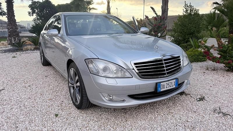 Usata Mercedes S280 Avantgarde 235 CV (172 kW) 2007 Grigio Berlina