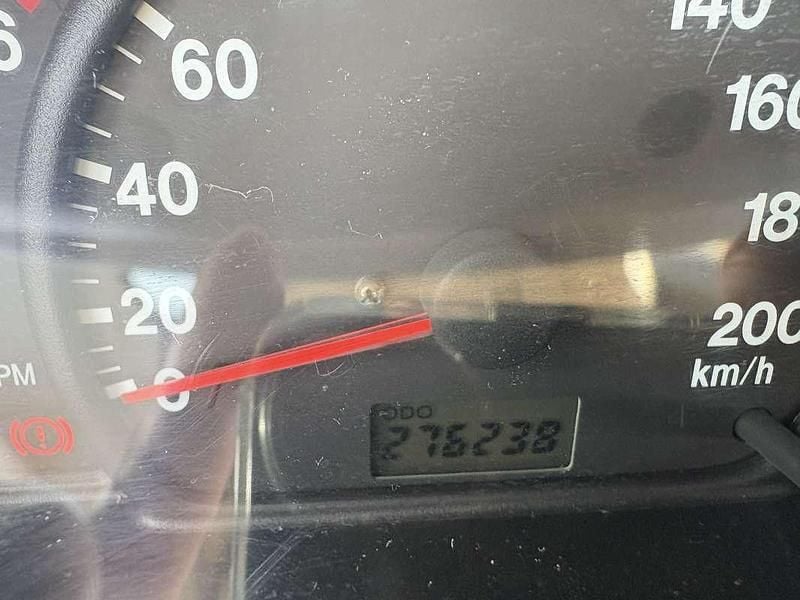 Usata Suzuki Grand Vitara 109 CV (80 kW) 2002 Blu SUV