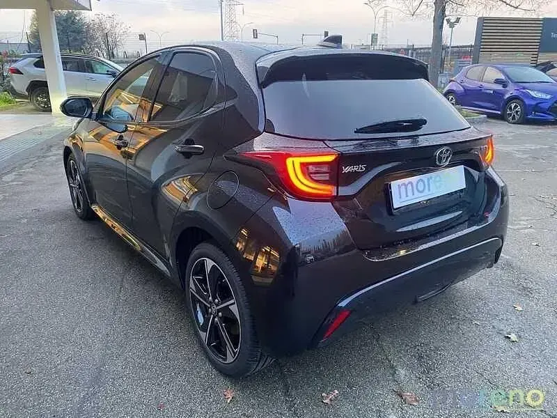 Nuova Toyota Yaris Lounge 130 CV (95 kW) 2025 Nero Utilitaria