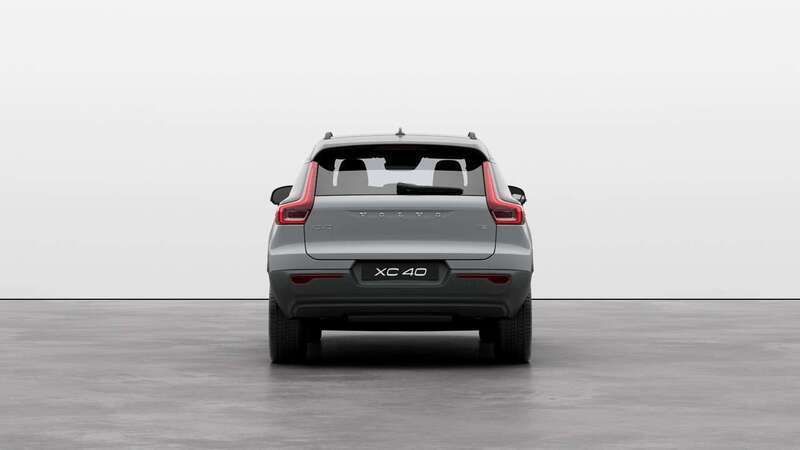 Usata Volvo XC40 163 CV (119 kW) 2024 Vapour grey SUV